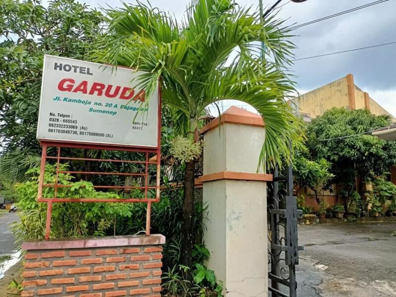 Oyo 91232 Hotel Garuda Sumenep Buitenkant foto